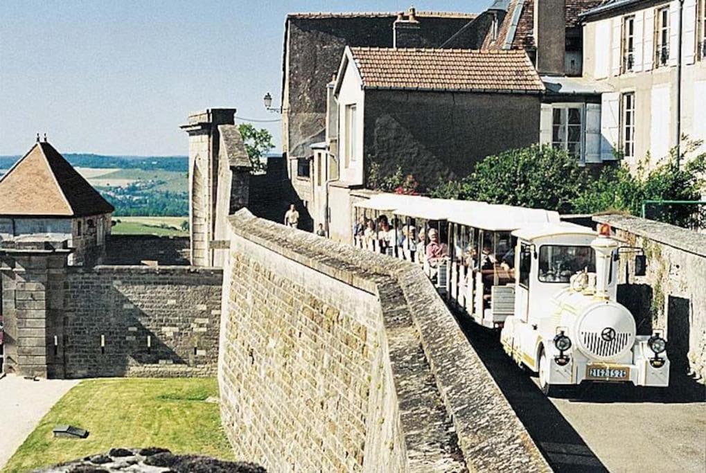 Appartement Proche Des Remparts Лангр Экстерьер фото